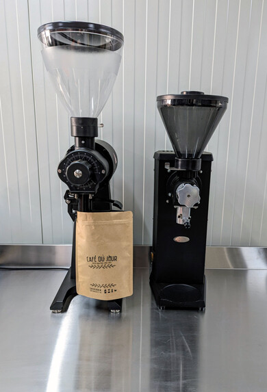 Mahlkönig EK43 & Santos NO4 w Café du Jour